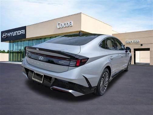 2026 Hyundai SONATA Hybrid SE