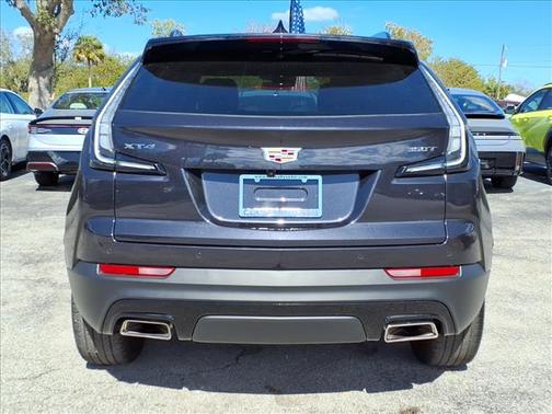 2023 Cadillac XT4 Sport