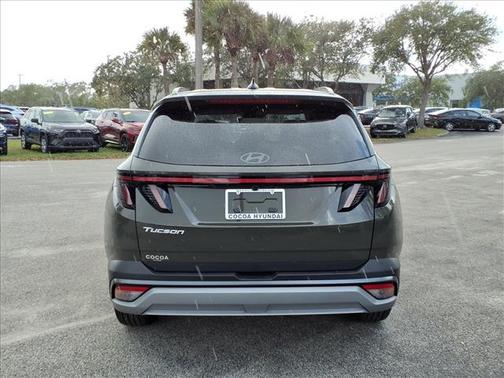 2026 Hyundai TUCSON SEL Premium