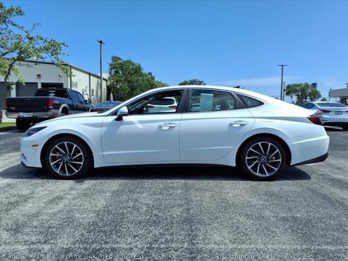 2023 Hyundai SONATA Limited