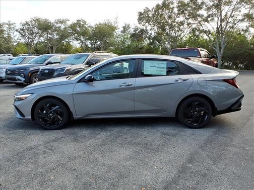2026 Hyundai ELANTRA HEV SEL Sport