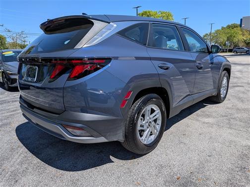 2025 Hyundai TUCSON SE