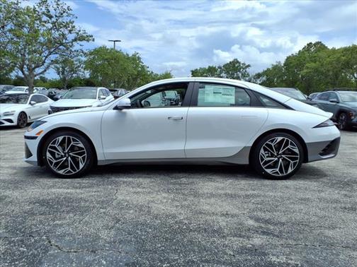 2025 Hyundai IONIQ 6 SEL