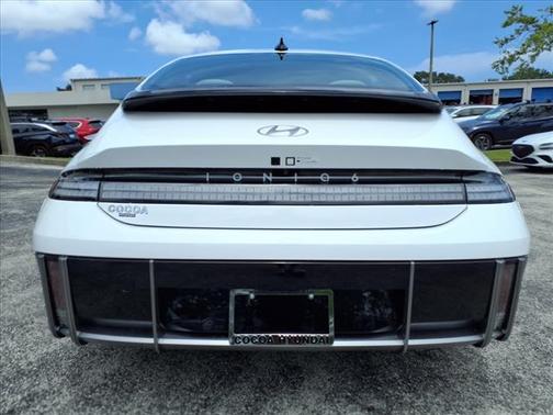 2025 Hyundai IONIQ 6 SEL