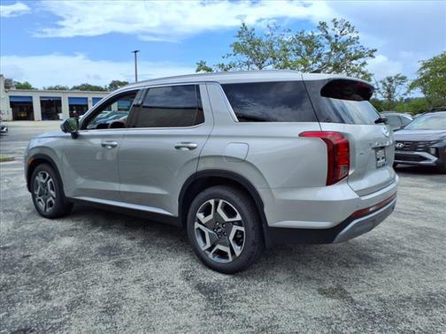 2025 Hyundai PALISADE SEL Premium