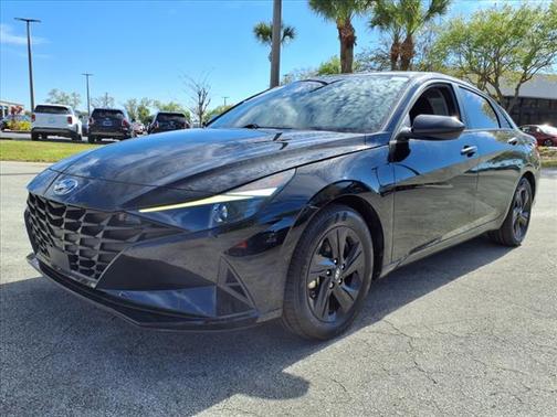 2021 Hyundai ELANTRA SEL