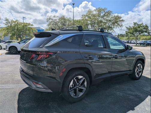 Rockwood Green 2026 Hyundai TUCSON SEL