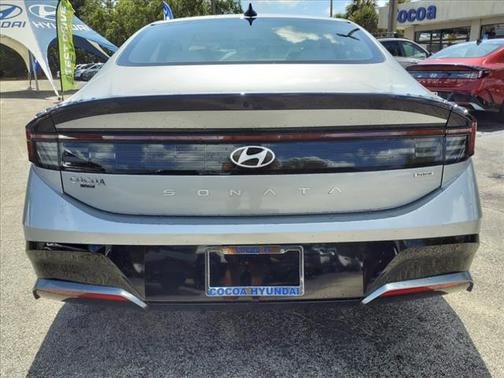 2024 Hyundai SONATA Hybrid SE