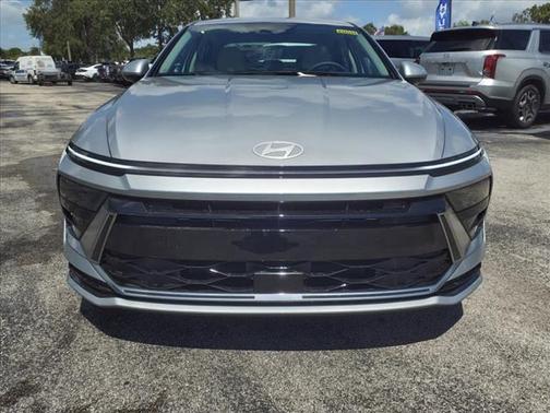 2024 Hyundai SONATA Hybrid SE