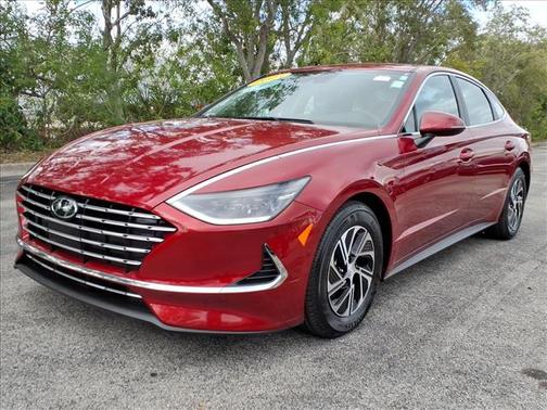 2023 Hyundai SONATA Hybrid Base