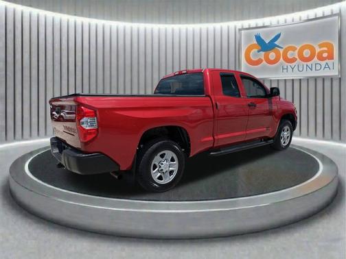 Barcelona Red Metallic 2018 Toyota Tundra SR