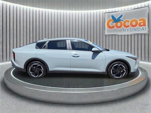 Morning Haze 2025 Kia K4 EX
