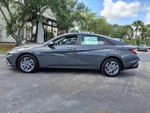 2025 Hyundai ELANTRA HEV Blue