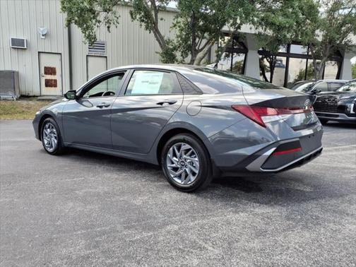 2025 Hyundai ELANTRA HEV Blue