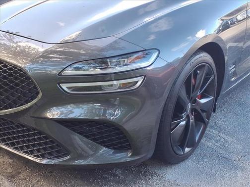 2022 Genesis G70 3.3T RWD
