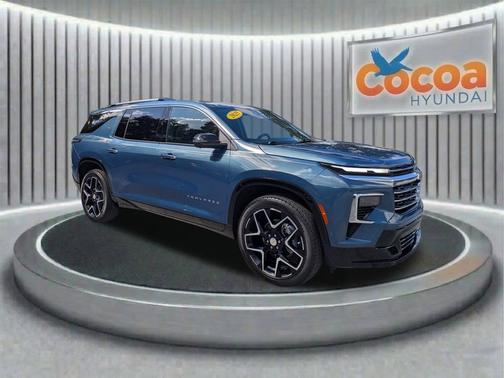 Lakeshore Blue Metallic 2025 Chevrolet Traverse High Country