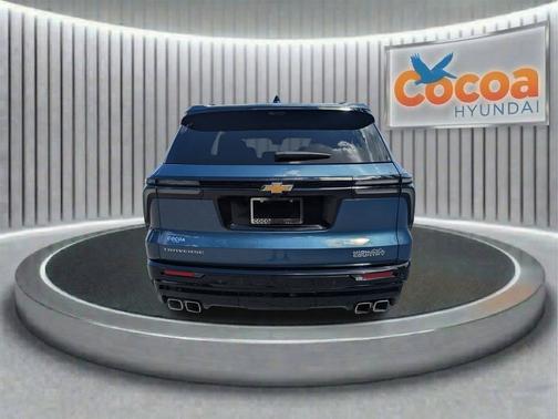 Lakeshore Blue Metallic 2025 Chevrolet Traverse High Country