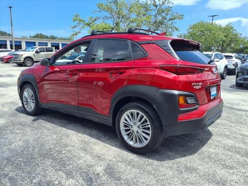 2021 Hyundai KONA SEL Plus