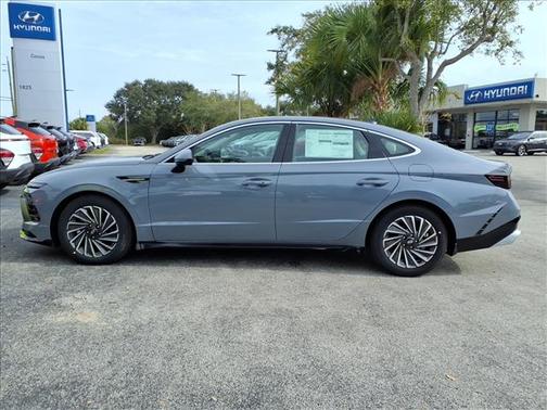 2026 Hyundai SONATA Hybrid SE
