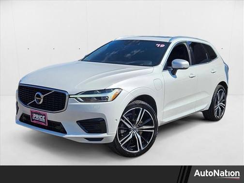2019 Volvo XC60 Recharge Plug-In Hybrid T8 R-Design