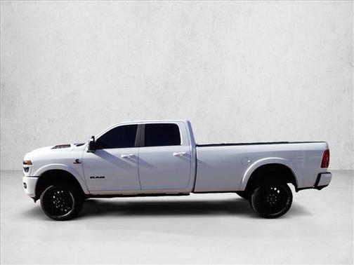 2025 RAM 3500 Limited Crew Cab 4x4 8' Box