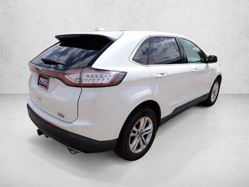 White Platinum Metallic Tri-Coat 2016 Ford Edge SEL