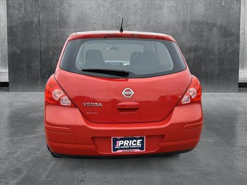 2012 Nissan Versa 1.8 S