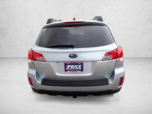 Ice Silver Metallic 2014 Subaru Outback 2.5i Limited