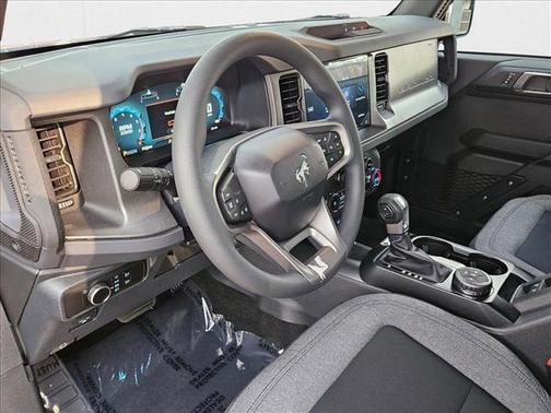 2025 Ford Bronco Base 4 Door 4x4