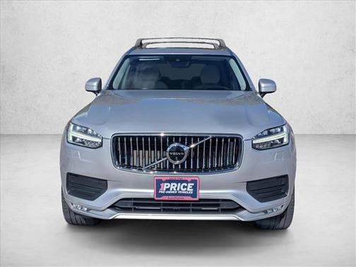 2020 Volvo XC90 T6 Momentum