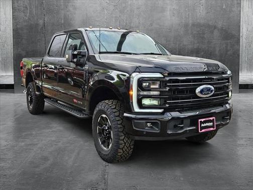 2025 Ford F-250 Platinum