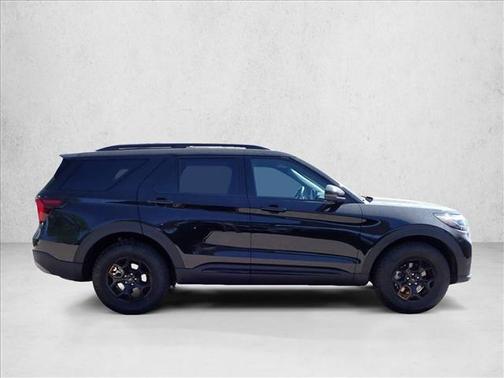 Agate Black Metallic 2026 Ford Explorer Tremor