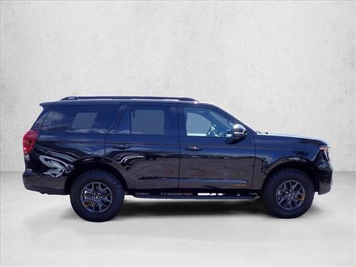 Agate Black Metallic 2026 Ford Expedition Tremor