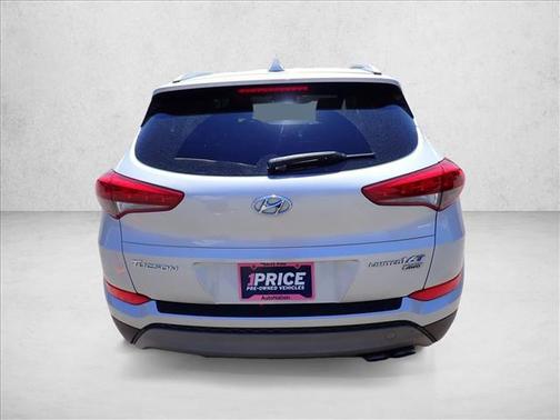 Molten Silver 2017 Hyundai TUCSON Limited