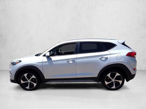 Molten Silver 2017 Hyundai TUCSON Limited
