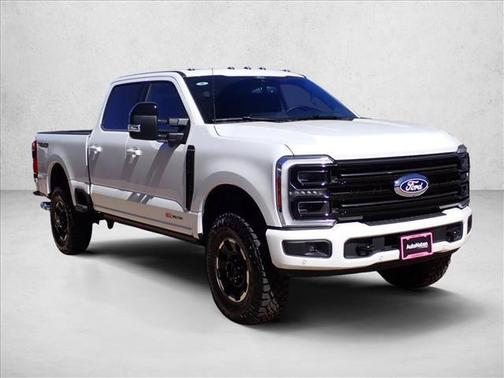 Star White Metallic Tri-Coat 2027 Ford F-350 Platinum