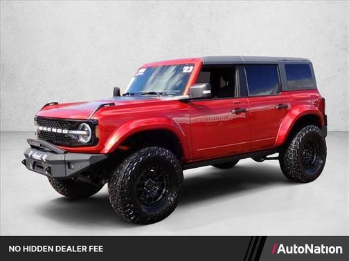 Hot Pepper Red Metallic Tinted Clearcoat 2023 Ford Bronco Wildtrak