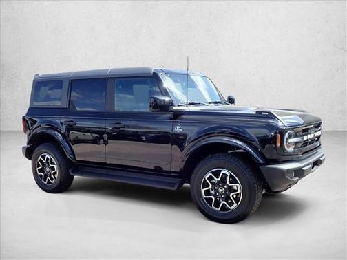 Shadow Black 2026 Ford Bronco Outer Banks