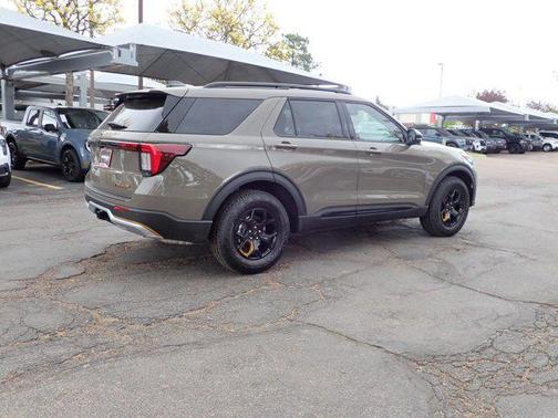 Marsh Gray 2026 Ford Explorer Tremor