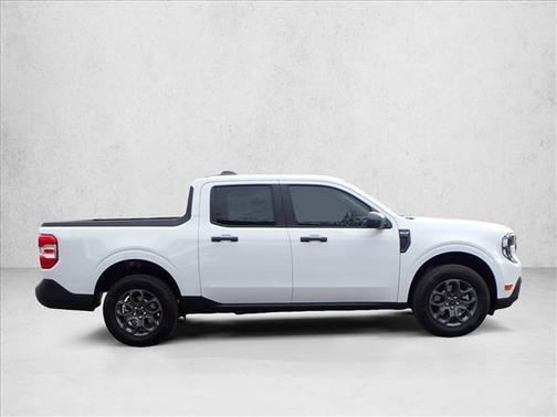 Oxford White 2025 Ford Maverick XLT