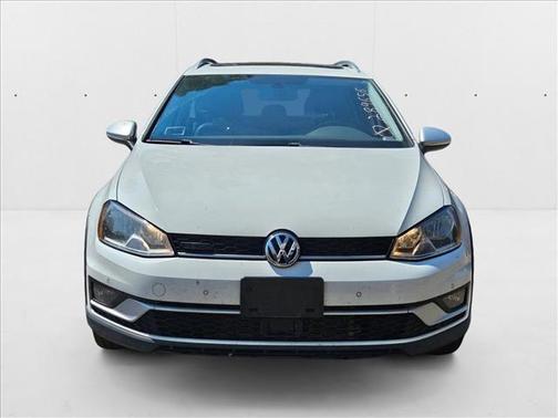 2017 Volkswagen Golf Alltrack TSI S
