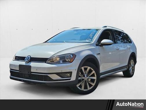 2017 Volkswagen Golf Alltrack TSI S
