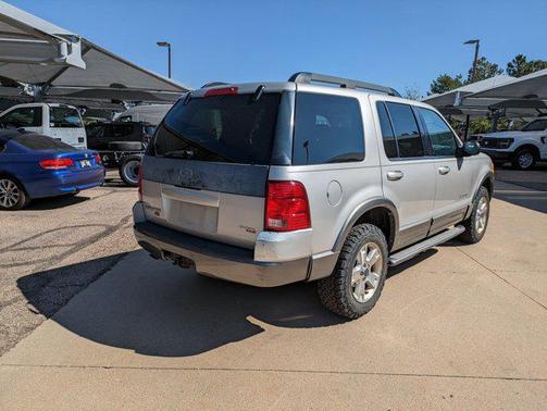 2005 Ford Explorer XLT