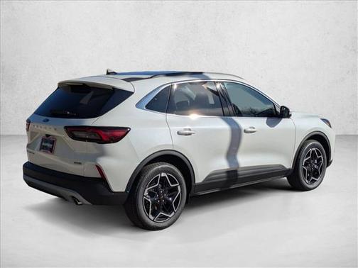 2026 Ford Escape Platinum