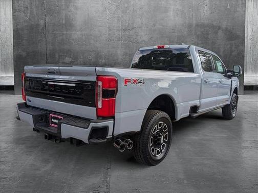 2025 Ford F-350 Platinum