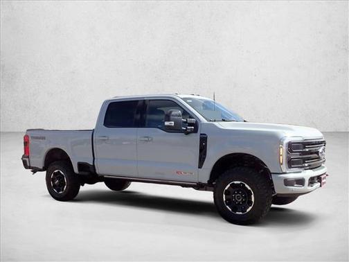 Avalanche 2026 Ford F-250 Platinum