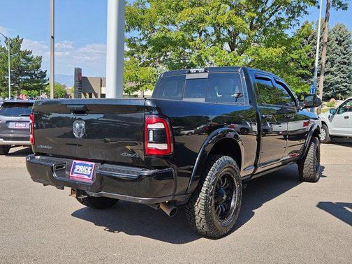 2020 RAM 2500 Laramie Crew Cab 4X4 6'4' Box