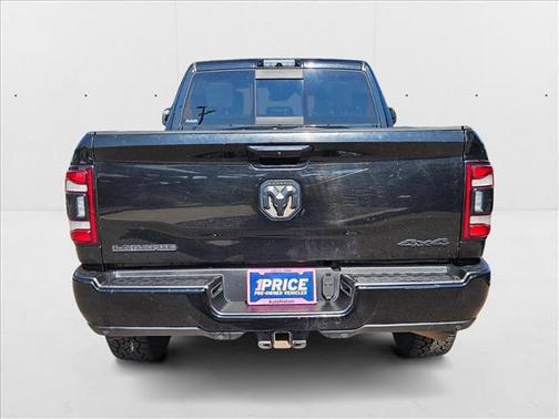 2020 RAM 2500 Laramie Crew Cab 4X4 6'4' Box