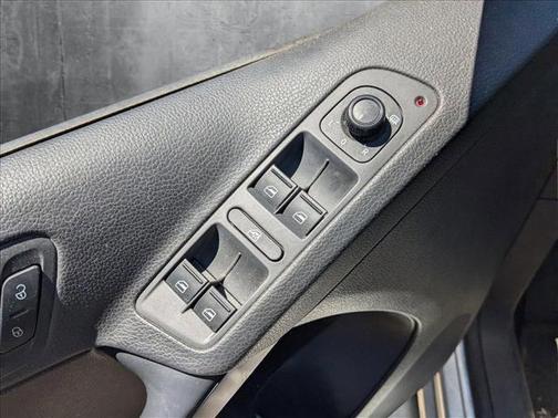 2017 Volkswagen Tiguan 2.0T S