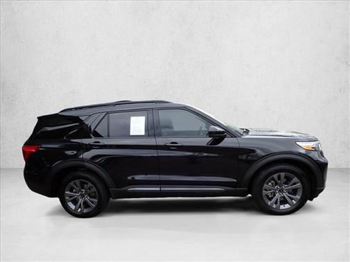 Agate Black Metallic 2023 Ford Explorer XLT